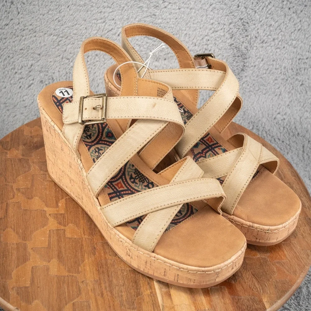 NEW ! BOC Women Chiana LI Wedge Sandal Beige Size 11